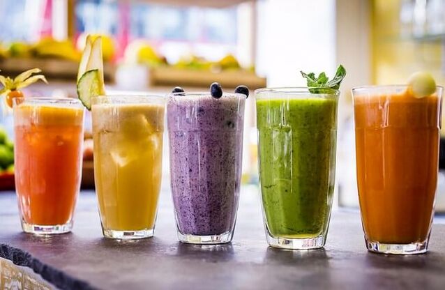 Types of smoothies based on berries, fruits and vegetables