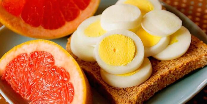 lemons and boiled eggs for the Maggi diet