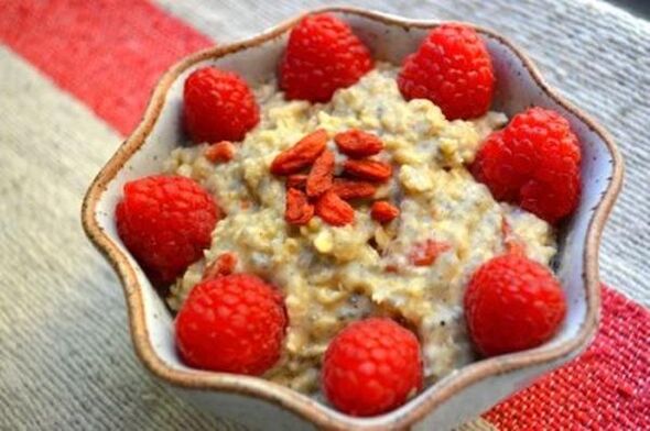 Oatmeal for breakfast in a diet without carbohydrates